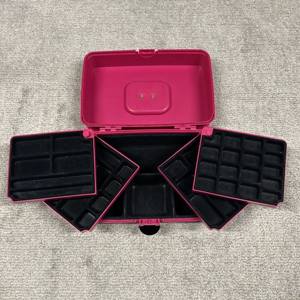 Vintage Caboodles Case 2420 Hot Pink 4 Fold Out Trays Jewelry Makeup Travel Case